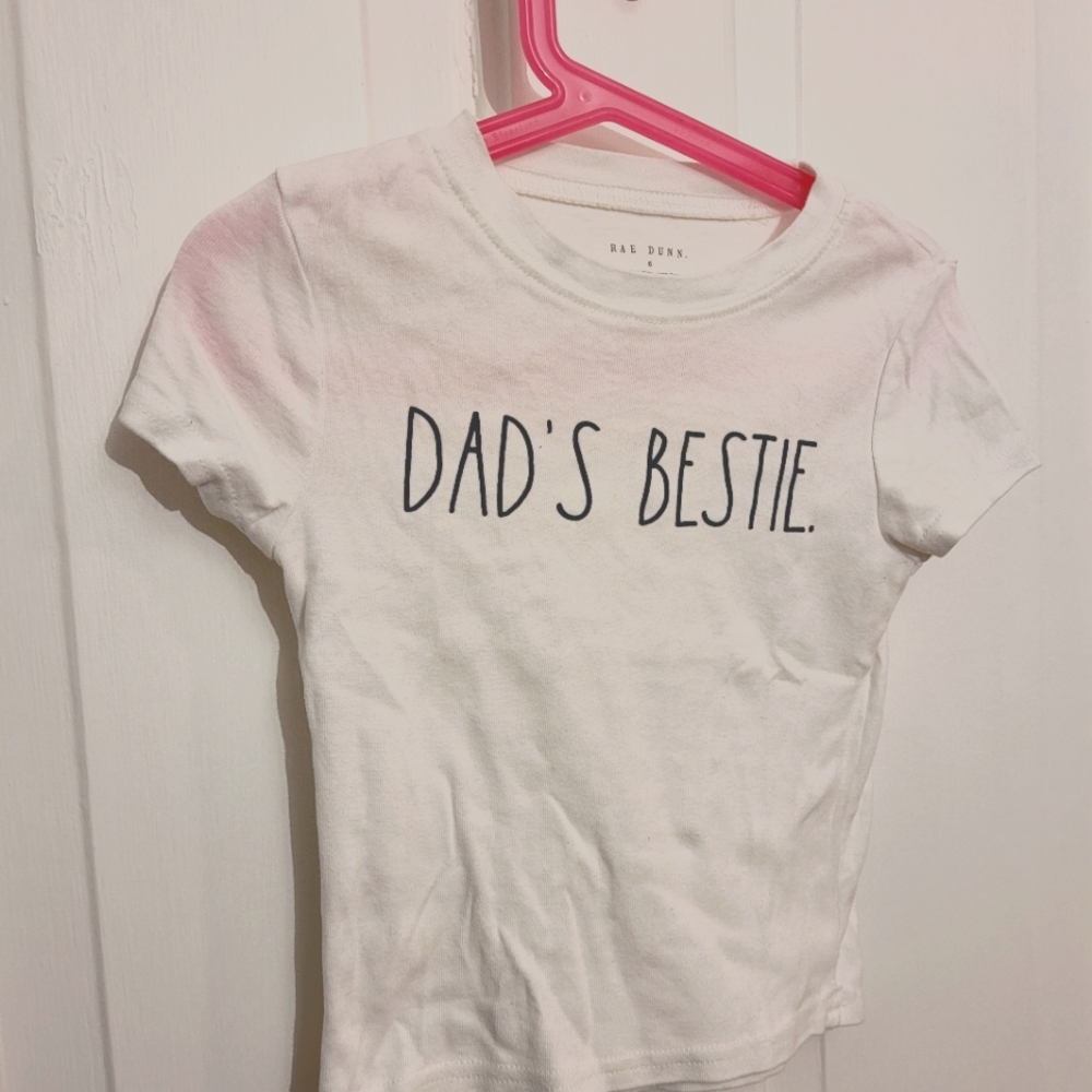 💰3 for $30. Kid's cotton t-shirt. Size 6. Fits small. Dad's Bestie ❤